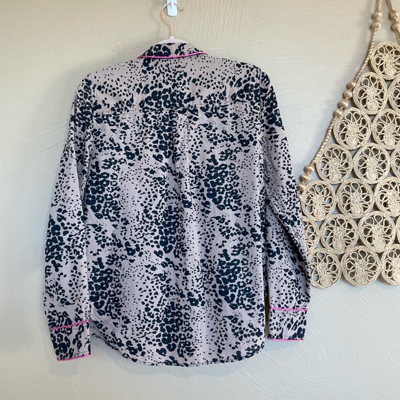 J. Crew Button-up Shirt in Leopard Print, Pink Satin Trim, Size Medium - Picture 3 of 9